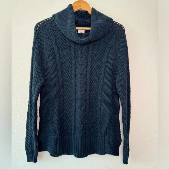 CAbi sweater - Picture 1 of 3